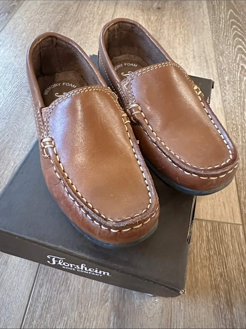 Florsheim Boys Kasper Venetian Driver Loafers Tan Leather Slip-On Shoes 11W Wide